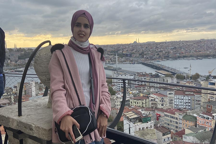 AQB Human Rights Alumna Completes her MA Studies in Turkey